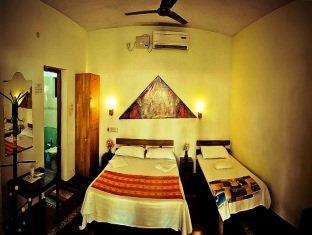 Woodhouse Beach Resort Varkala Dış mekan fotoğraf